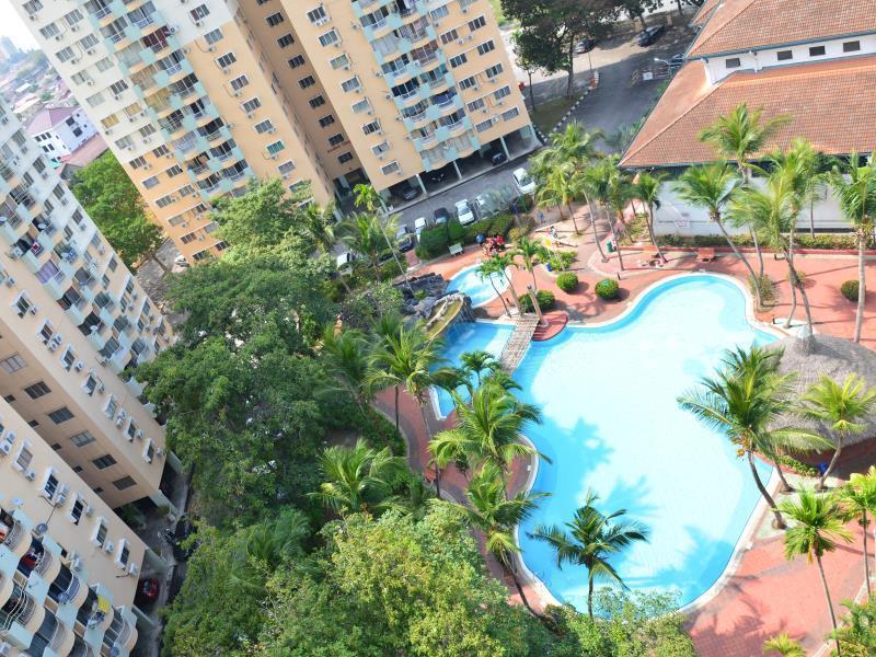 การ์เดน ซิตี้ เซอร์วิส อพาร์ทเม้นท์ มะละกา Hotel Malacca ภายนอก รูปภาพ